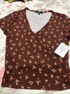 Vibe Brown Floral Wrap-Style Short Sleeve Top